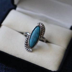 VTG Silver Tone Southwestern Style Adjustable Ring With Blue Stone